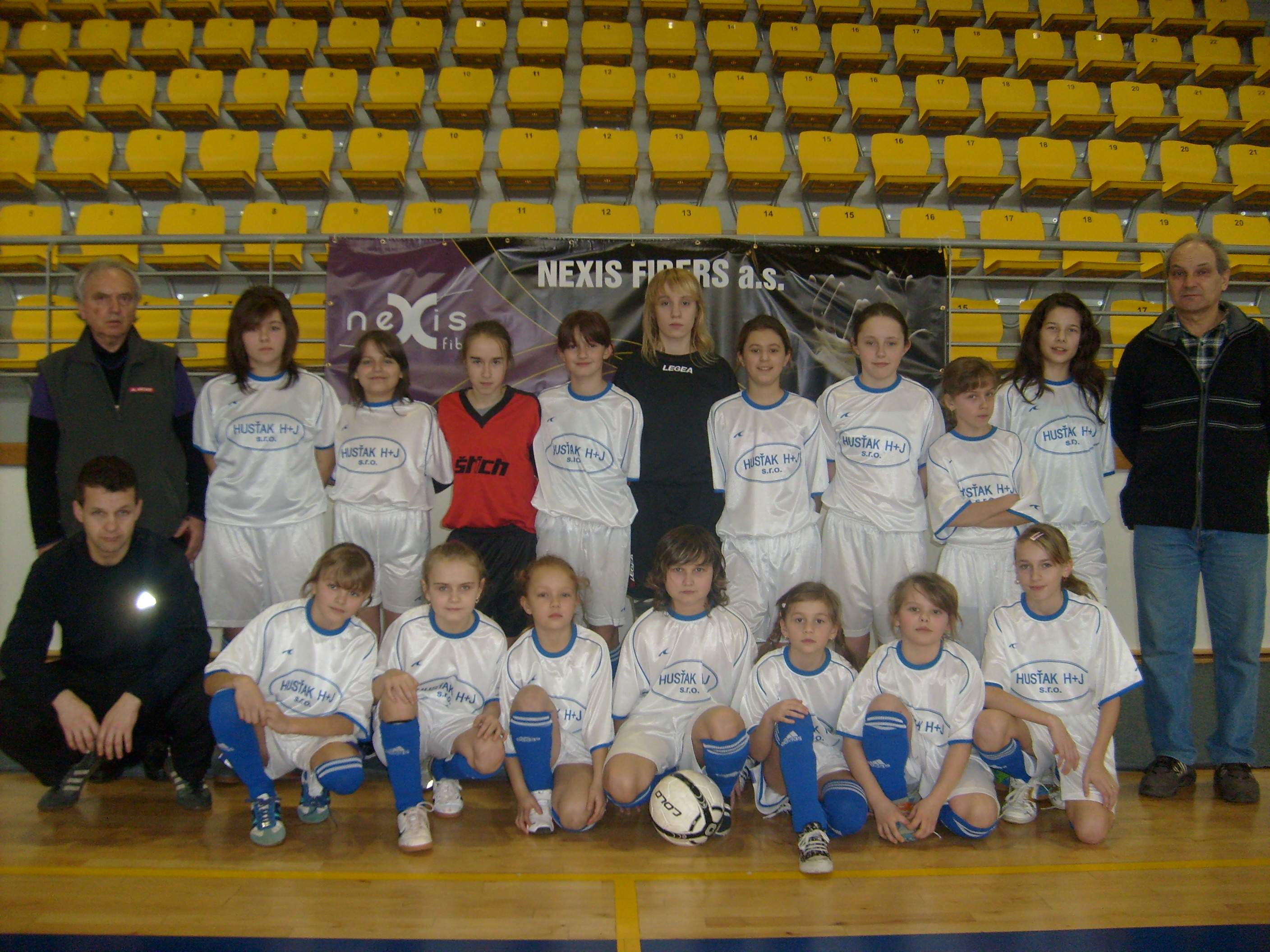 Dievčatá  nadej cup.jpg